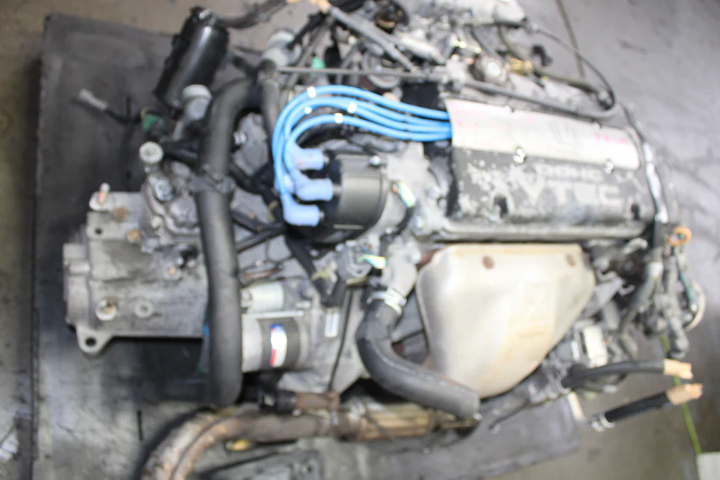 JDM 1997-2001 Honda Prelude Motor 5 Speed Manual H22A-2GEN 2.2L 4 Cyl Engine - Image 5