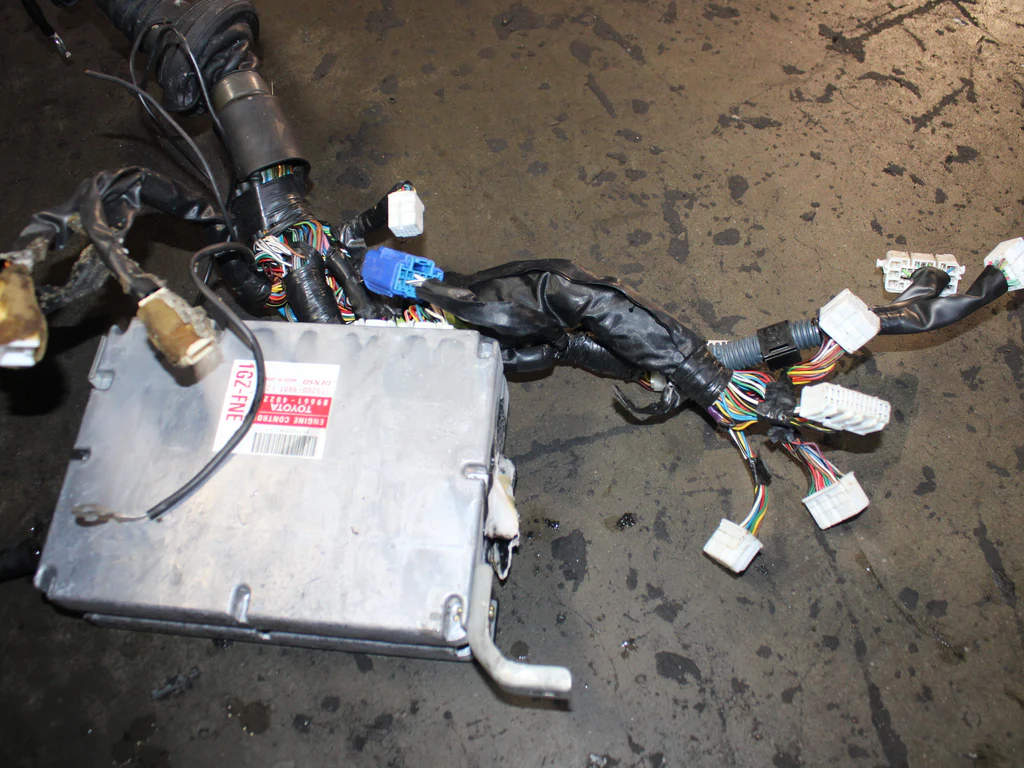 JDM 1997-2004 Toyota Century V12 Motor Transmission 1GZ-FE 5.0L 12 Cyl Engine - Image 4
