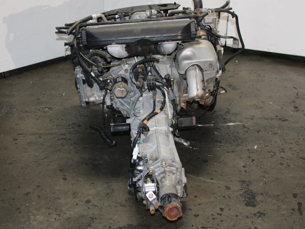 JDM 2002-2005 Subaru Impreza WRX Motor EJ205 Manual Transmission 2.0L 4 Cyl Engine - Image 5