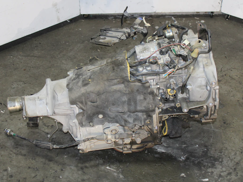 JDM 2014-2017 Subaru Outback CVT FB25 2.5L 4 Cyl Transmission - Image 7