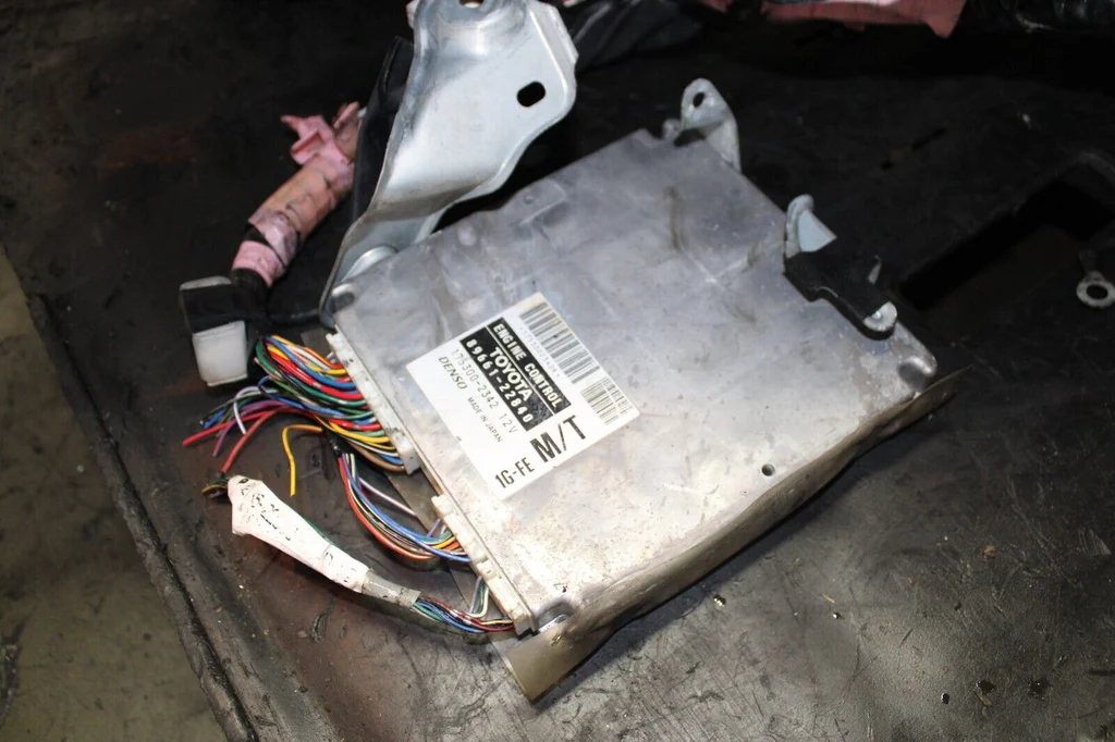 JDM 1998-2001 Toyota Altezza RS200 IS200 Motor 5 Speed 1G-FE 2.0L 6 Cyl Engine - Image 8